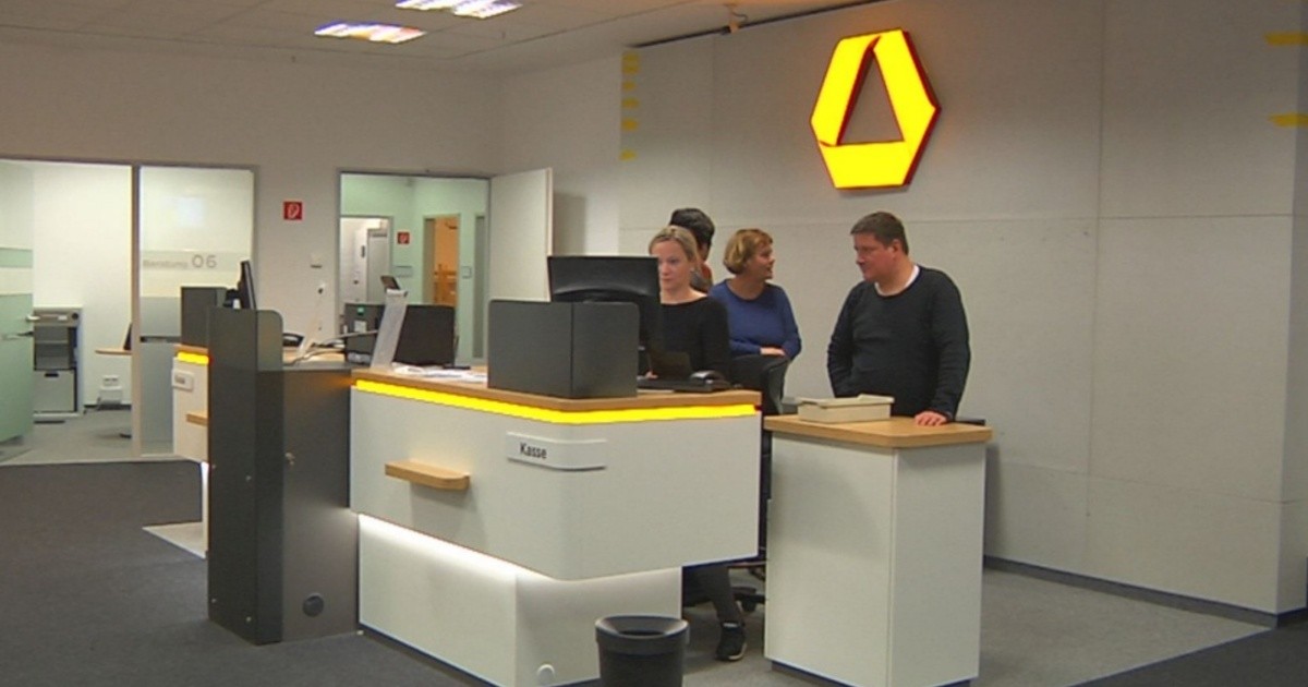 So sieht’s in der neuen Commerzbank-Filiale aus | SACHSEN FERNSEHEN