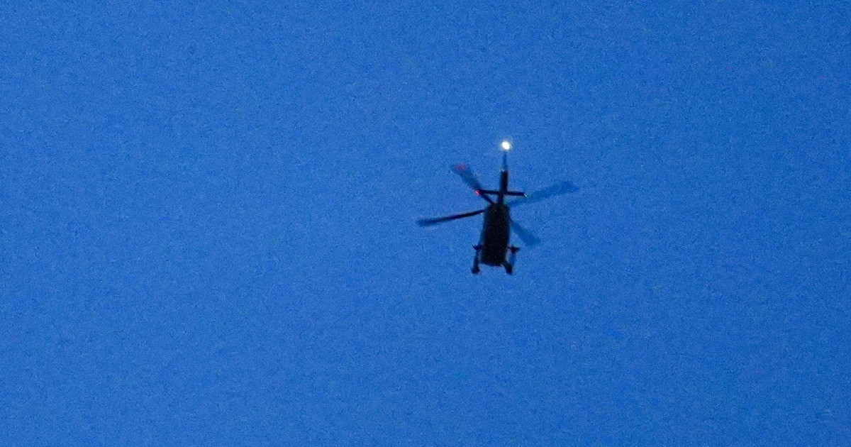 Dresden Hubschrauber kreist über der Stadt Das ist der Grund