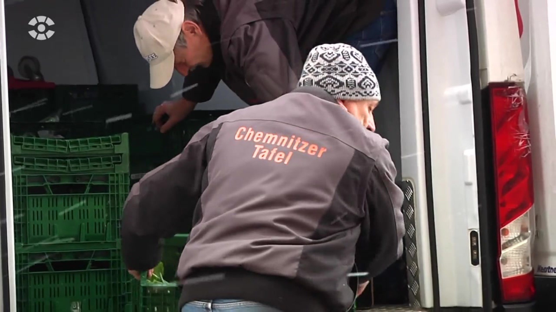 Tafel Sucht Nach Verstarkung Sachsen Fernsehen