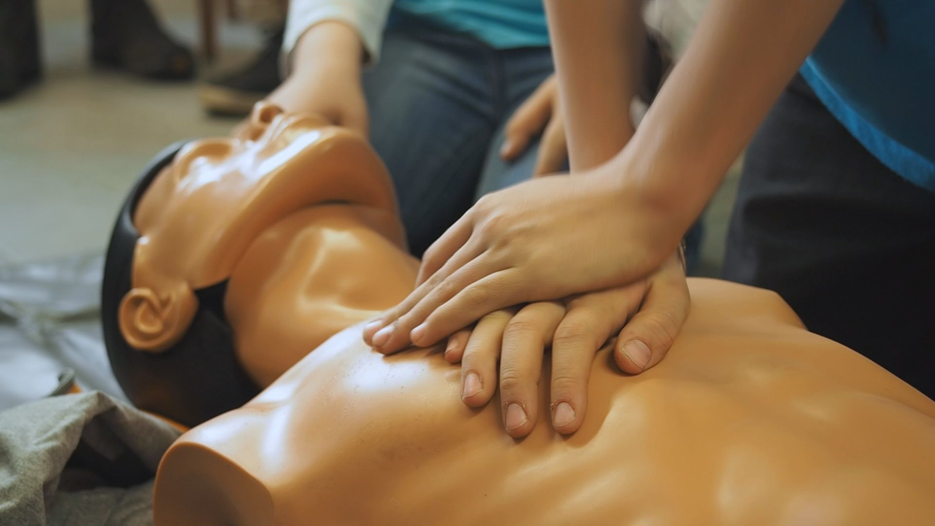 112 im Einsatz, Dresden, Feuerwehr, Notfall, Rettungswagen, Feuer, Einsatz, Brand, Feuerwache