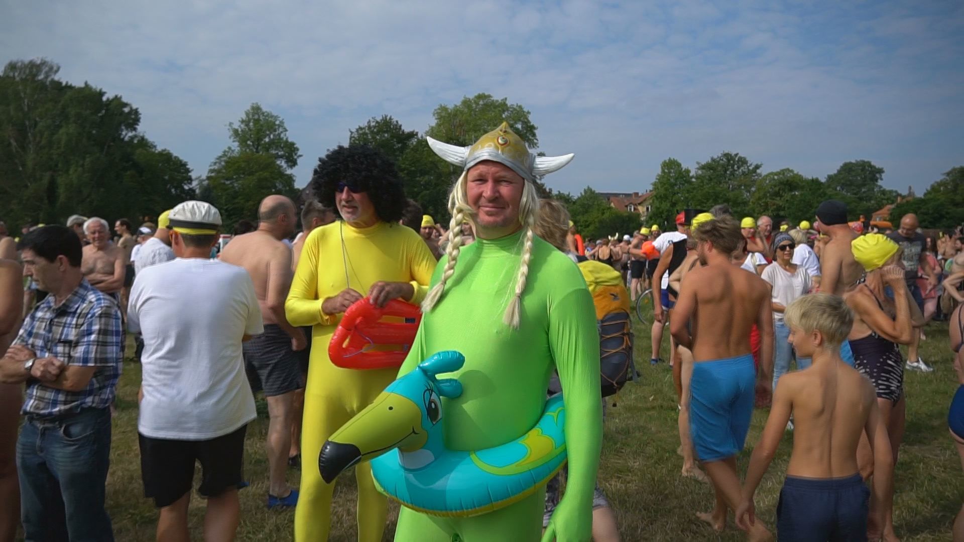 Teilnehmerrekord beim Dresdner Elbeschwimmen