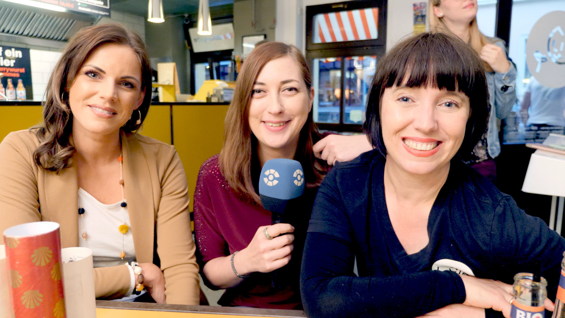 Jakobsweg, Pilgern, Pilger, Pilgerweg, Elisabeth Hiemann, Sophia Matthes, Susanne Meyer-Götz, Nachtschicht, Dresden, Sachsen, Video, TV, Wandern, Erfahrung, Selbstsuche, Trau dich, Santiago de Compostela, Camino Francés, Reisen, news