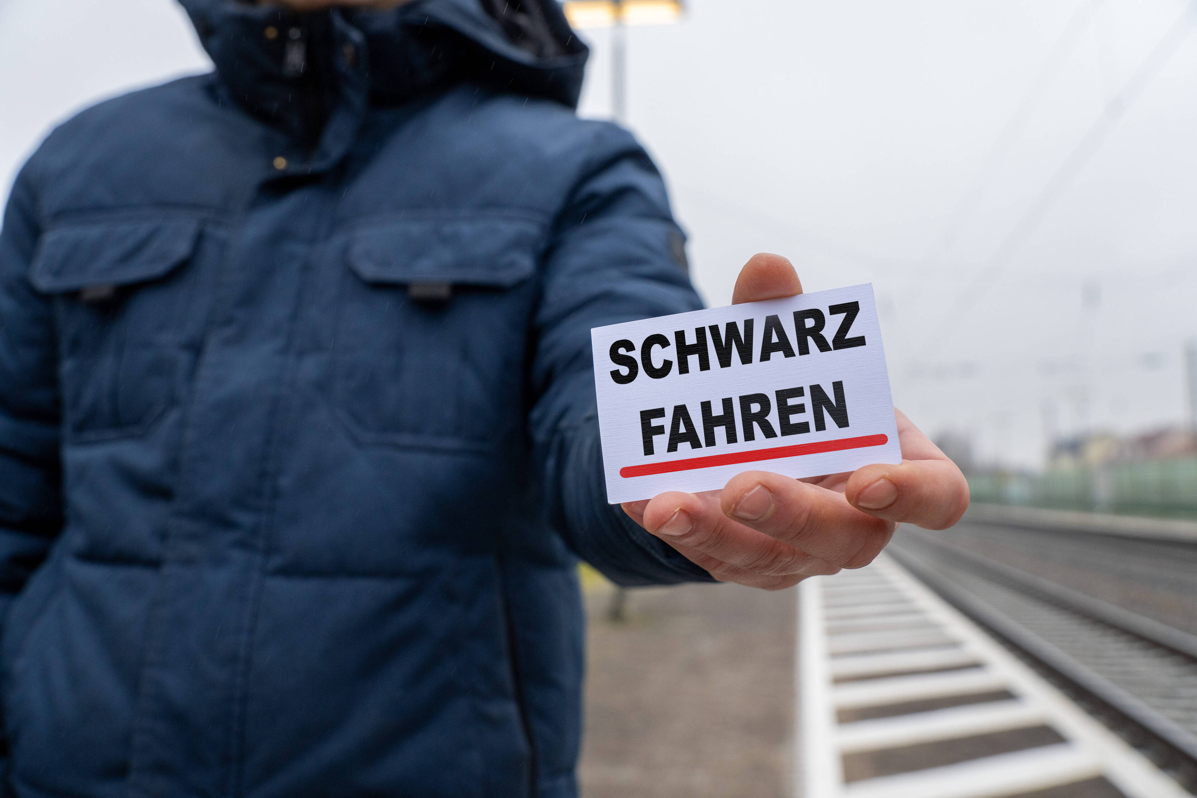 DVB setzt Ticketkontrollen und Sperrkontrollen fort