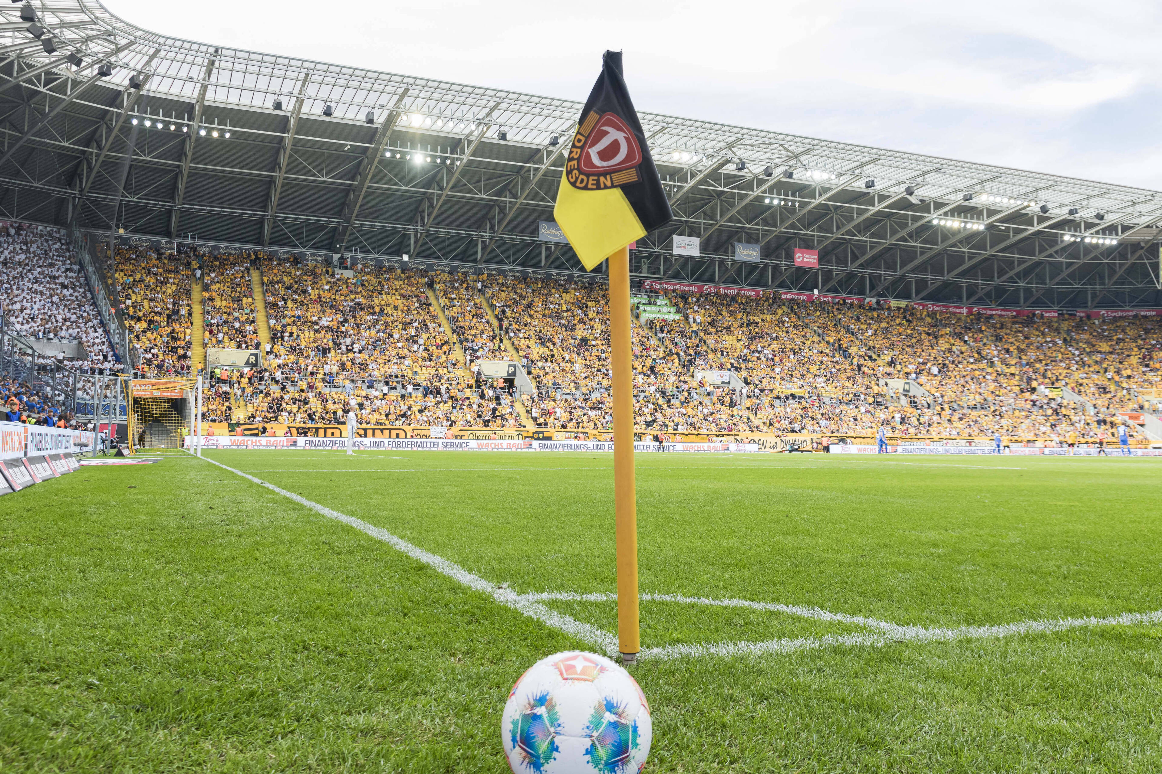 Dynamo warnt vor zu früher Euphorie