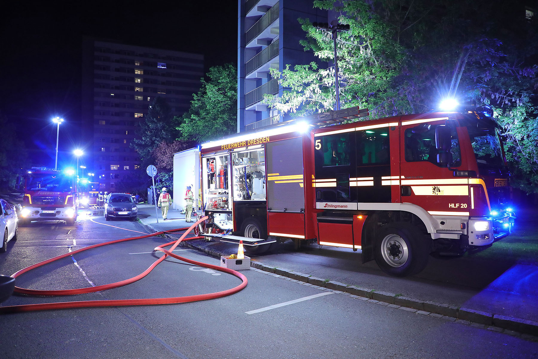 Wohnungsbrand in Zschertnitz: Drei Menschen gerettet