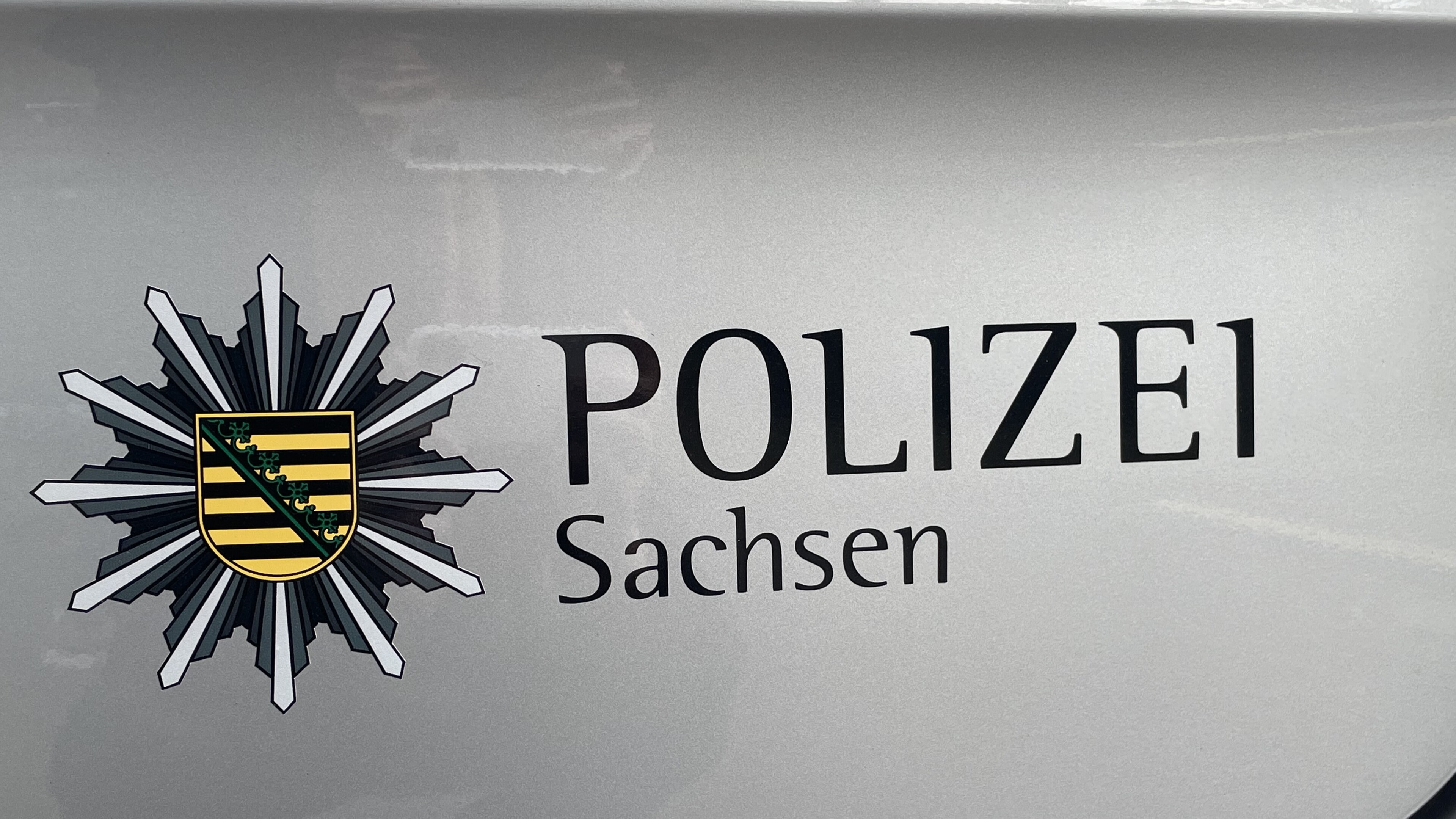 Polizei ermittelt wegen mehrerer Fahrzeugbrände